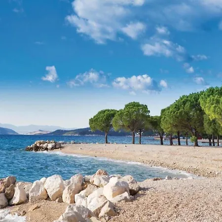 With Swimming Pool Near Sea Villa Dramalj